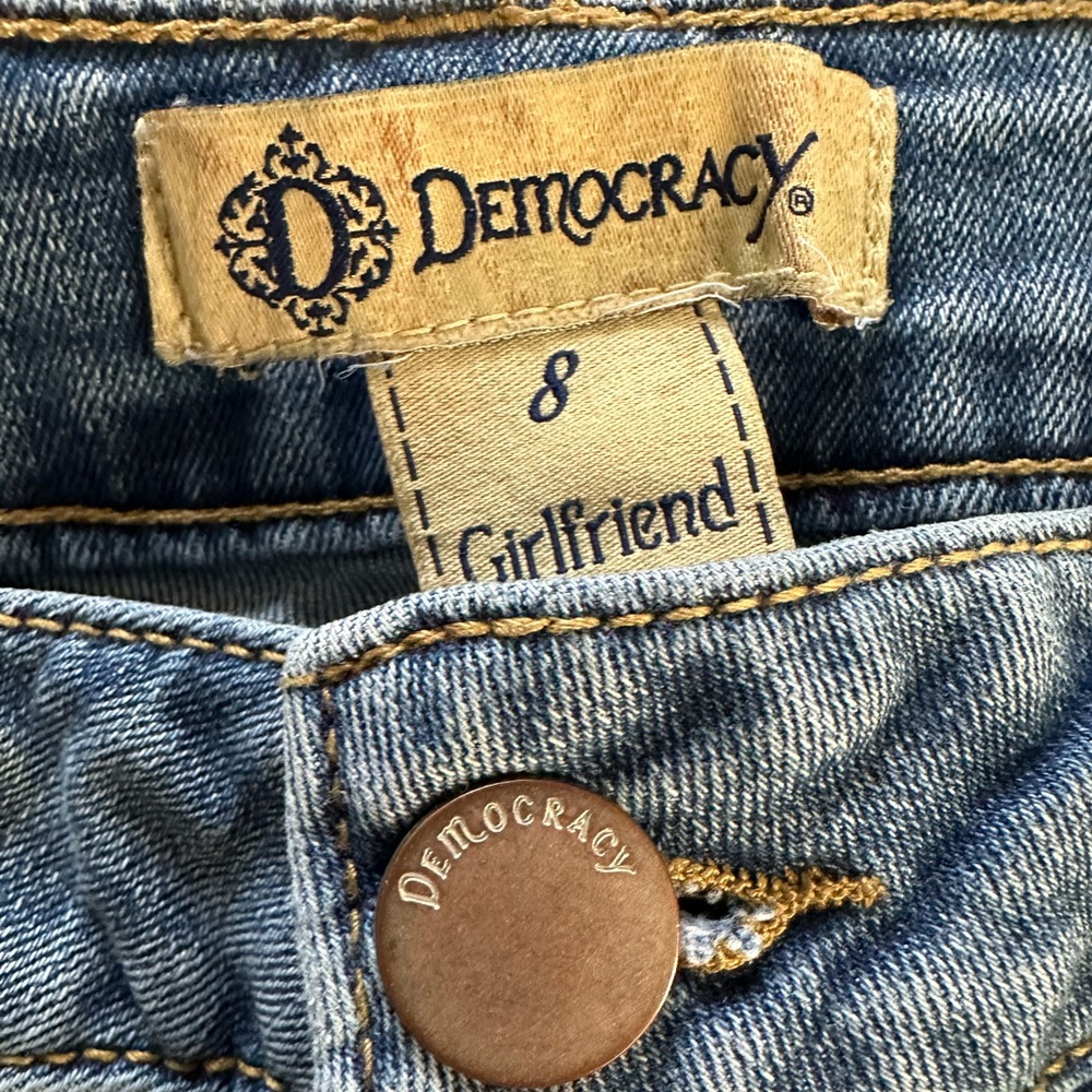 Democracy Blue Distressed Jeans with Feather Embroidery - Picture 7 of 10